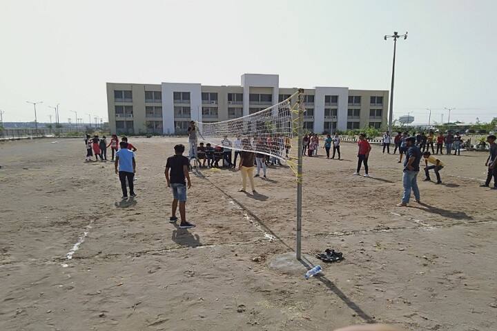 Lukhdhirji Engineering College Diploma campus in Morbi, Gujarat, India — photo 6