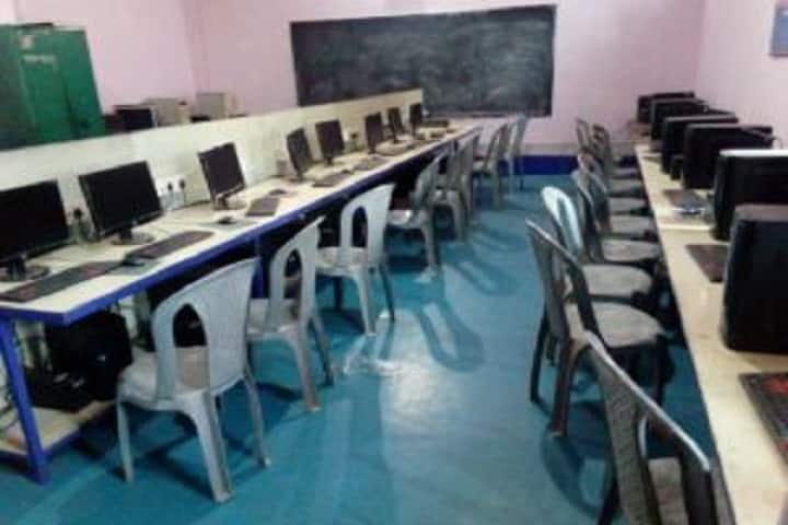 Shri Sai Baba Aadarsh Mahavidyalaya campus in Ambikapur, Chhattisgarh, India — photo 3