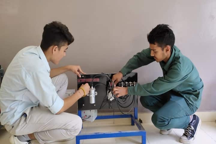 Param Veer Chakra Naib Subedar Sanjay Kumar Government Polytechnic campus in Bilaspur, Himachal Pradesh, India — photo 6