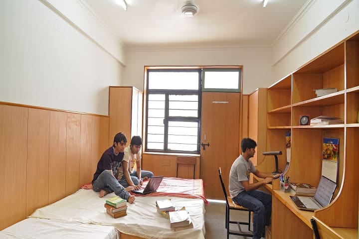 ABESIT College of Pharmacy campus in Ghaziabad, Uttar Pradesh, India — photo 3