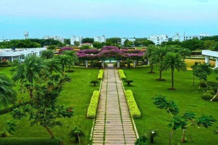 SSN College of Engineering campus in Kelambakkam, Tamil Nadu, India — photo 2