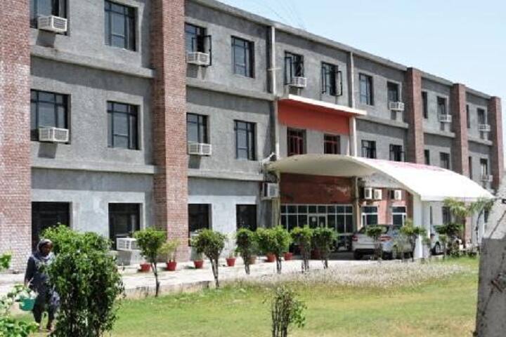 Pannu Polytechnic College campus in Gurdaspur, Punjab, India — photo 1