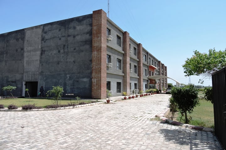 Pannu Polytechnic College campus in Gurdaspur, Punjab, India — photo 2