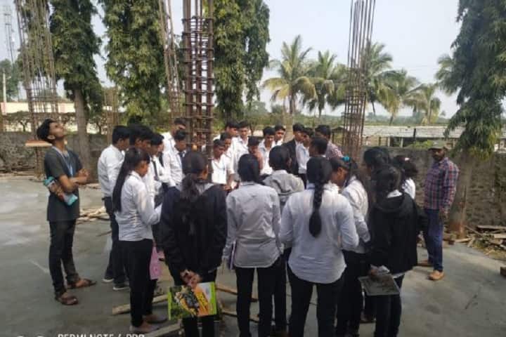 Padmashri Dr Vitthalrao Vikhe Patil Institute of Technology and Engineering Polytechnic campus in Ahmednagar, Maharashtra, India — photo 4