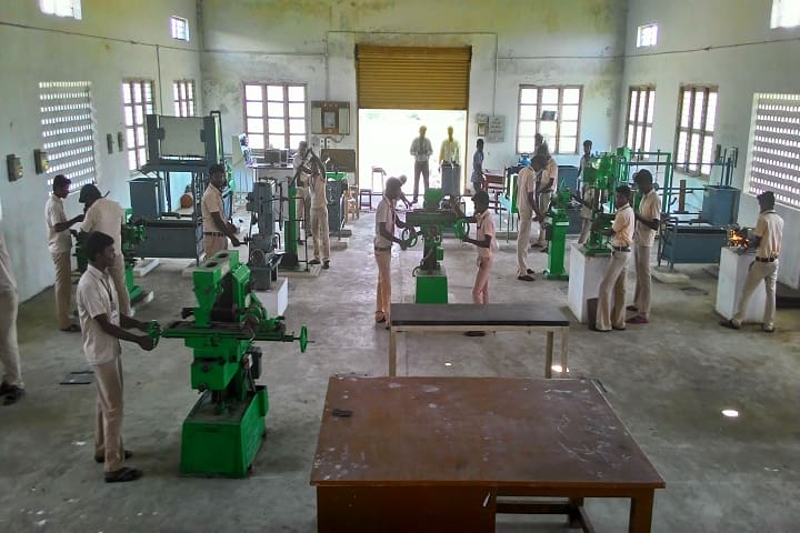 Padalesuwarar Polytechnic College campus in Cuddalore, Tamil Nadu, India — photo 4