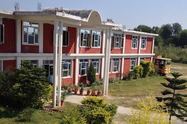 DDM College of Pharmacy campus in Kaushambi, Uttar Pradesh, India — photo 1