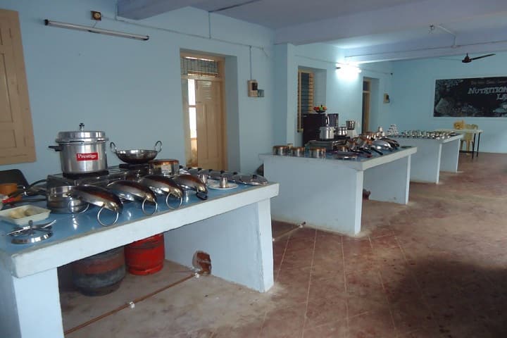 Christian College of Nursing campus in Dindigul, Tamil Nadu, India — photo 5