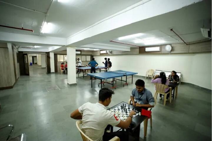 Thakur Ramnarayan College of Arts and Commerce campus in Mumbai, Maharashtra, India — photo 5