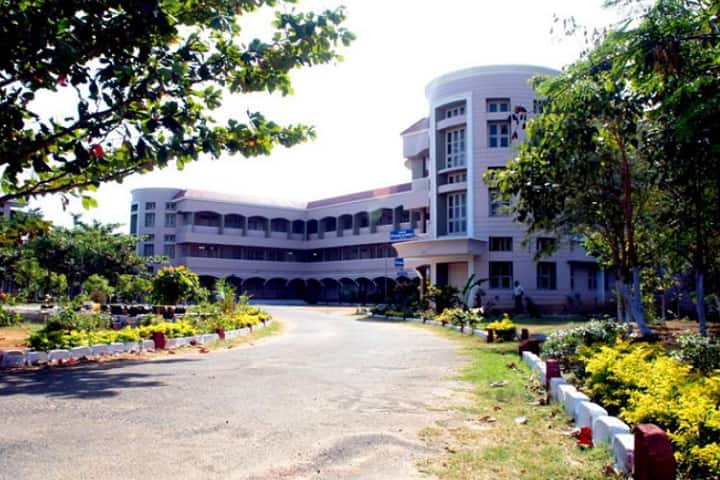 Crescent School of Nursing campus in Palakkad, Kerala, India — photo 2