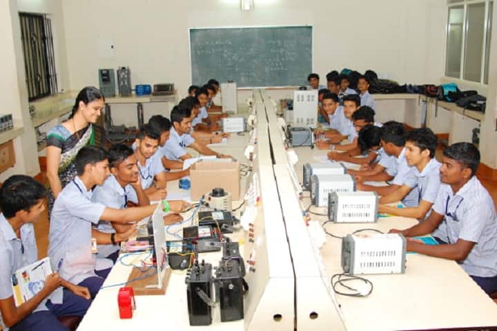 Nitte Rukmini Adyanthaya Memorial Polytechnic campus in Udupi, Karnataka, India — photo 5