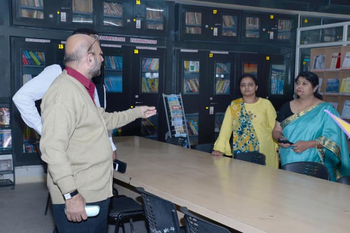 AB Parikh Law College campus in Kadi, Gujarat, India — photo 5
