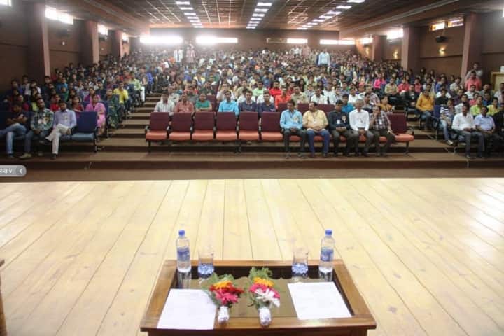 NG Patel Polytechnic campus in Surat, Gujarat, India — photo 3