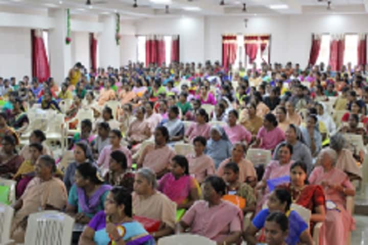Child Jesus College of Nursing campus in Tiruchirappalli, Tamil Nadu, India — photo 2