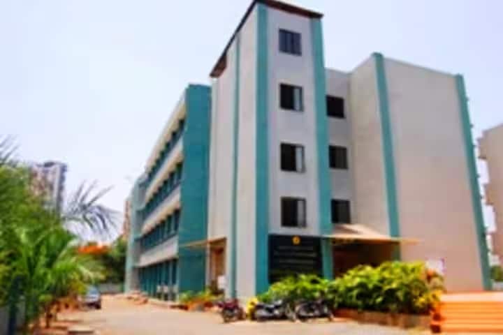 Western College of Commerce and Business Management campus in Navi Mumbai, Maharashtra, India — photo 1
