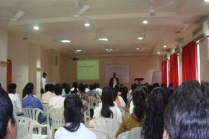 Western College of Commerce and Business Management campus in Navi Mumbai, Maharashtra, India — photo 3