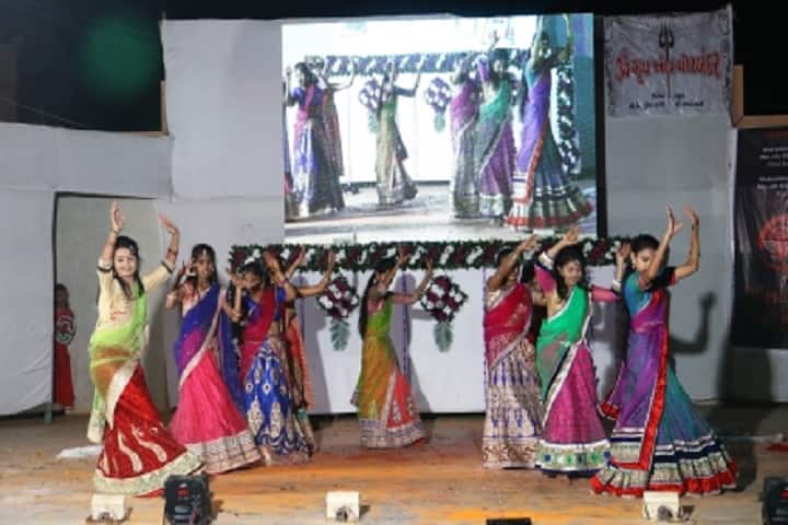Shree Swaminarayan Institute of Management and IT campus in Porbandar, Gujarat, India — photo 4