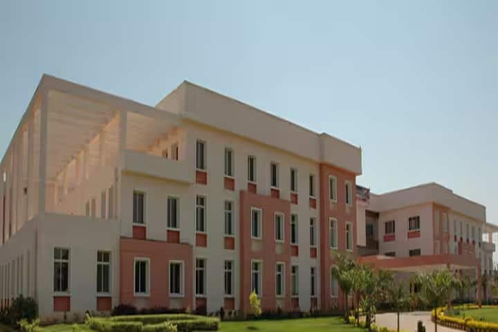 MVJ College of Nursing campus in Hoskote, Karnataka, India — photo 1