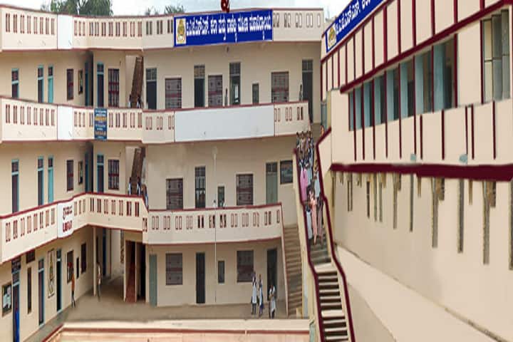 BAJSS Arts and Commerce College for Women campus in Ranebennur, Karnataka, India — photo 1
