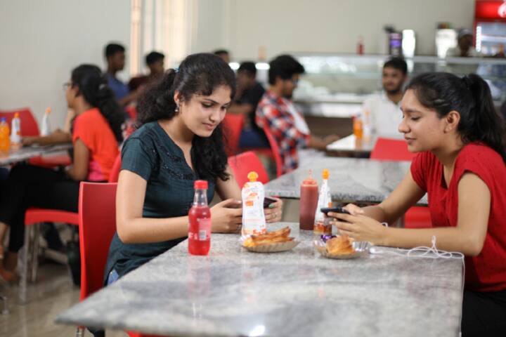 VIT AP School of Business campus in Vijayawada, Andhra Pradesh, India — photo 6
