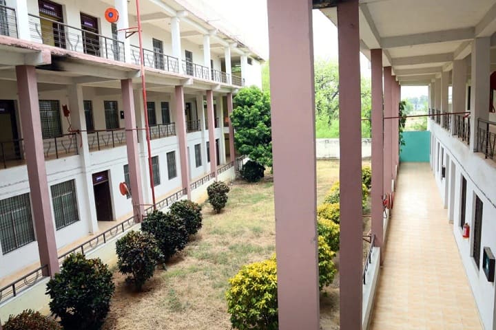Padmashree Krutartha Acharya College of Nursing campus in Bargarh, Odisha, India — photo 2