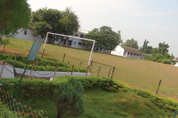 Guru Nanak College of Science campus in Balharshah, Maharashtra, India — photo 3