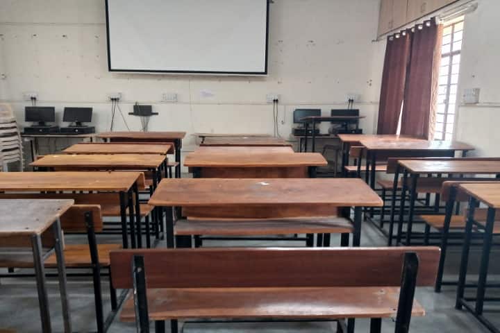 PDEA's Shankarrao Bhelke College campus in Pune, Maharashtra, India — photo 5