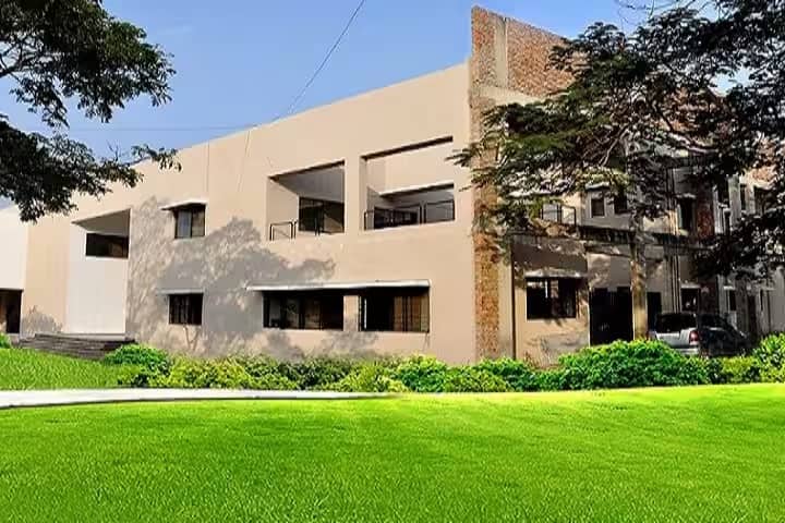 MVP Samaj's Institute of Nursing Education campus in Nashik, Maharashtra, India — photo 1