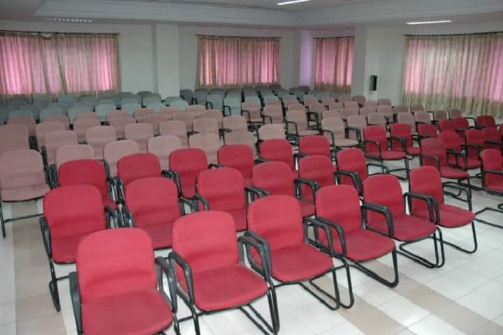 Owaisi College of Nursing campus in Hyderabad, Telangana, India — photo 6