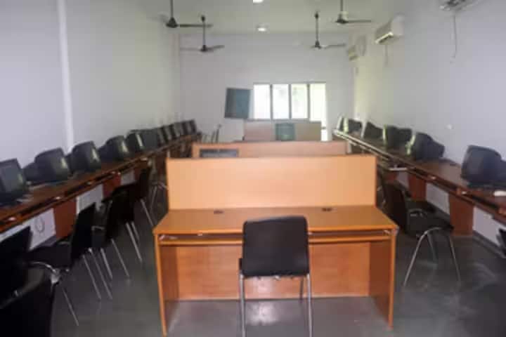 Muni Seva Ashram College of Nursing campus in Waghodia, Gujarat, India — photo 4