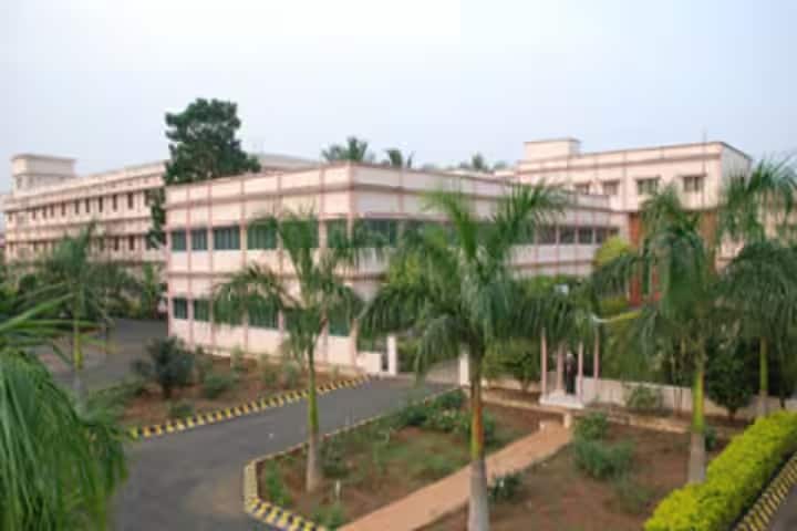 Mother Vannini College of Nursing campus in Tadepalligudem, Andhra Pradesh, India — photo 3