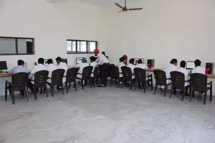 Mother Teresa Nursing College and Hospital campus in Saharanpur, Uttar Pradesh, India — photo 6