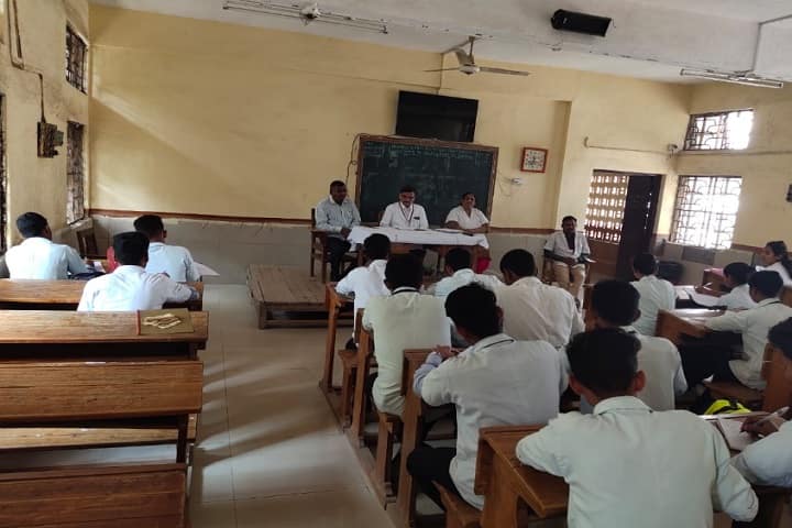 Dr Kolpe Nursing College campus in Ahmednagar, Maharashtra, India — photo 2