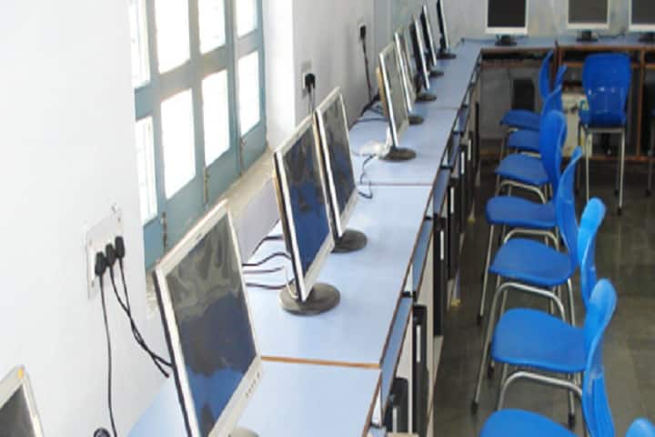 Dr JP Sharma Memorial School and College of Nursing campus in Yamuna Nagar, Haryana, India — photo 3