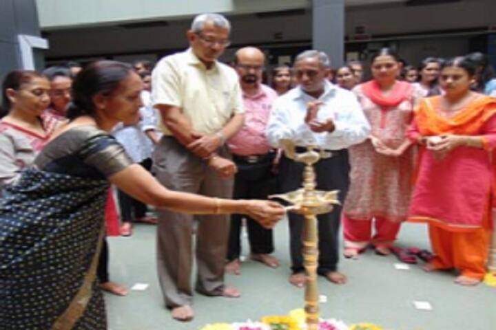 Swami Sahajanand School of Management campus in Bhavnagar, Gujarat, India — photo 2