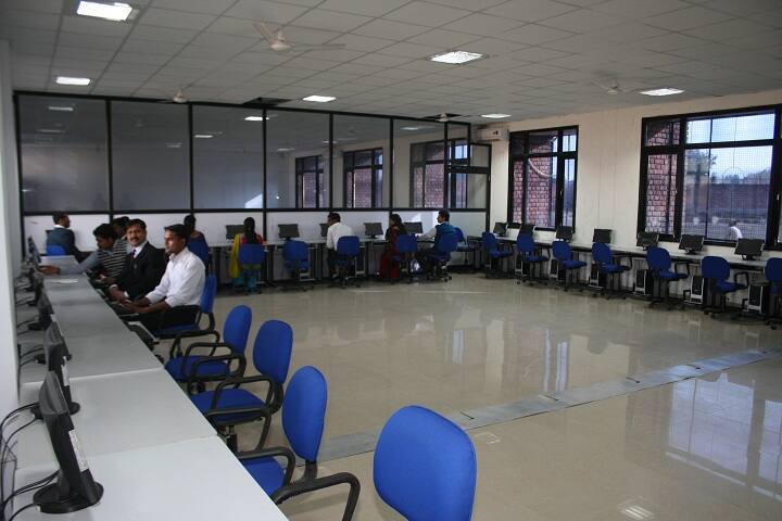 Vindhya Institute of Management campus in Allahabad, Uttar Pradesh, India — photo 2