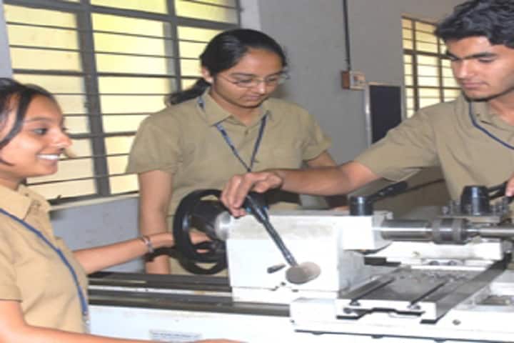 Nachiappa Swamigal Polytechnic College campus in Karaikudi, Tamil Nadu, India — photo 2
