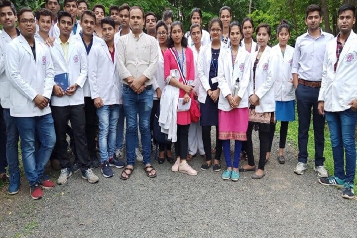 Rajeev Gandhi Ayurved College campus in Bhopal, Madhya Pradesh, India — photo 2