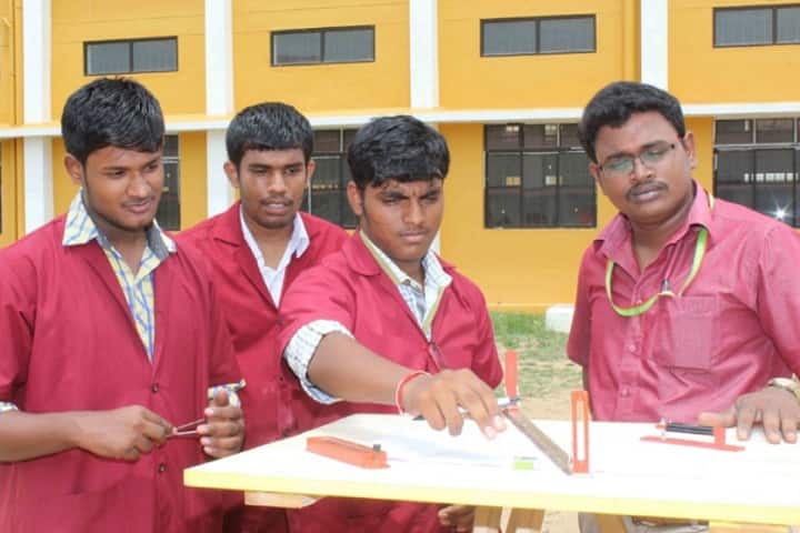 Kingston Engineering College campus in Vellore, Tamil Nadu, India — photo 5