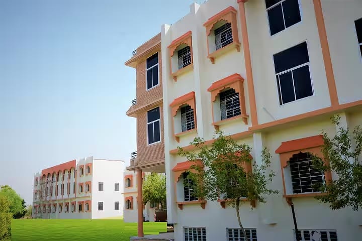 Norang Ram Dayanand Dhukia Nursing College campus in Jhunjhunu, Rajasthan, India — photo 1