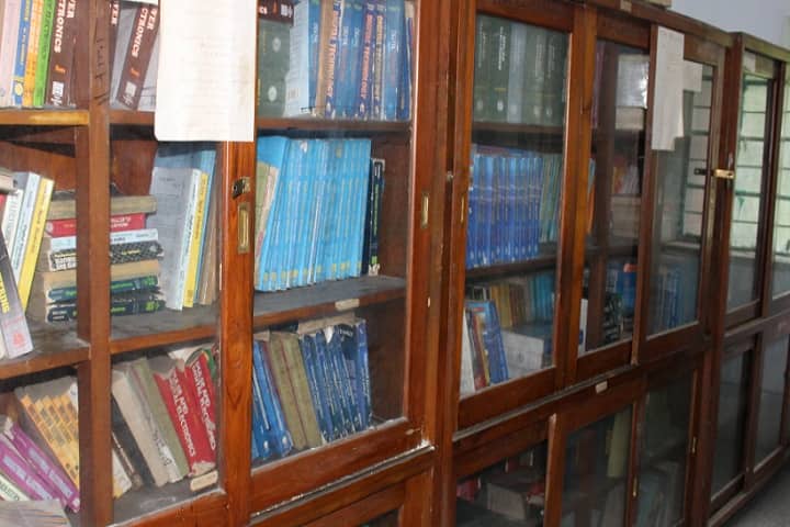 Murshidabad Institute of Technology campus in Murshidabad, West Bengal, India — photo 2