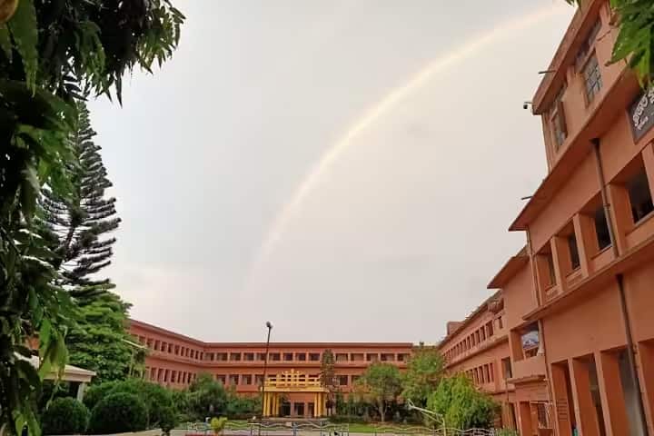 Prabhat Kumar College campus in Medinipur, West Bengal, India — photo 2