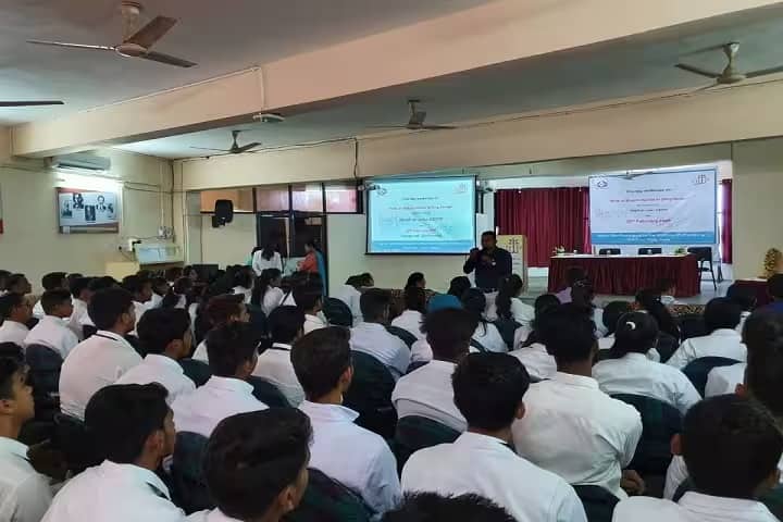 Mother Teresa College of Nursing campus in Kumhari, Chhattisgarh, India — photo 1