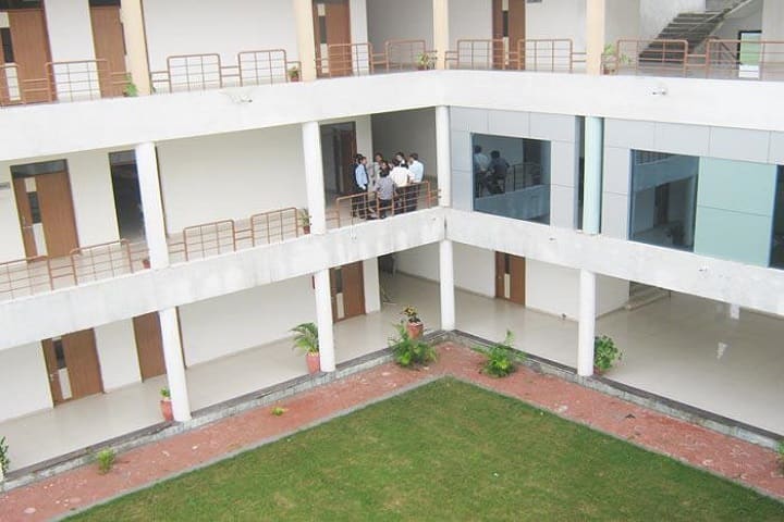 Sri Aurobindo Institute of Management and Science campus in Limboda Gari, Madhya Pradesh, India — photo 2