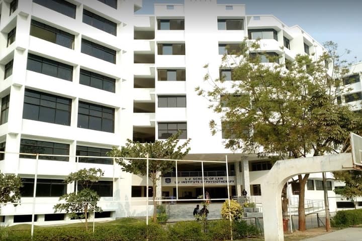 LJ Institute of Physiotherapy, Ahmedabad campus in Ahmedabad, Gujarat, India