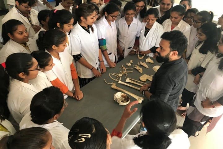 LJ Institute of Physiotherapy campus in Ahmedabad, Gujarat, India — photo 2
