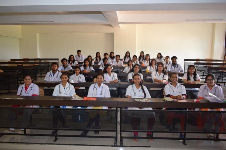 LJ Institute of Physiotherapy campus in Ahmedabad, Gujarat, India — photo 4