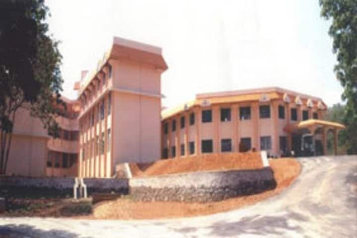 Model Polytechnic College campus in Kottayam, Kerala, India — photo 3