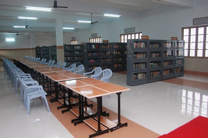 Sri Sarada Mahavidyalayam Arts and Science College campus in Ulundurpet, Tamil Nadu, India — photo 4
