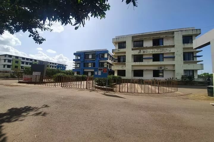 Prabhakar Patil Education Society's College of Arts campus in Raigad, Maharashtra, India — photo 1