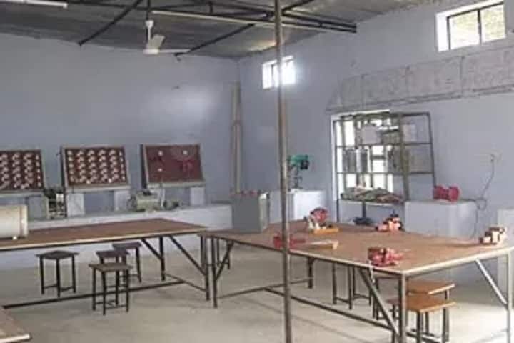 Mishri Devi Memorial Polytechnic College campus in Karauli, Rajasthan, India — photo 2